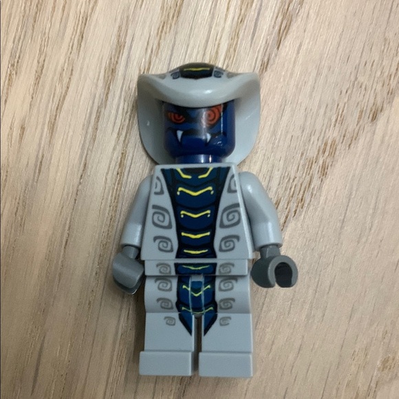 Lego Ninjago Rattla njo033 Minifigure Rise of the Snakes - Picture 1 of 3